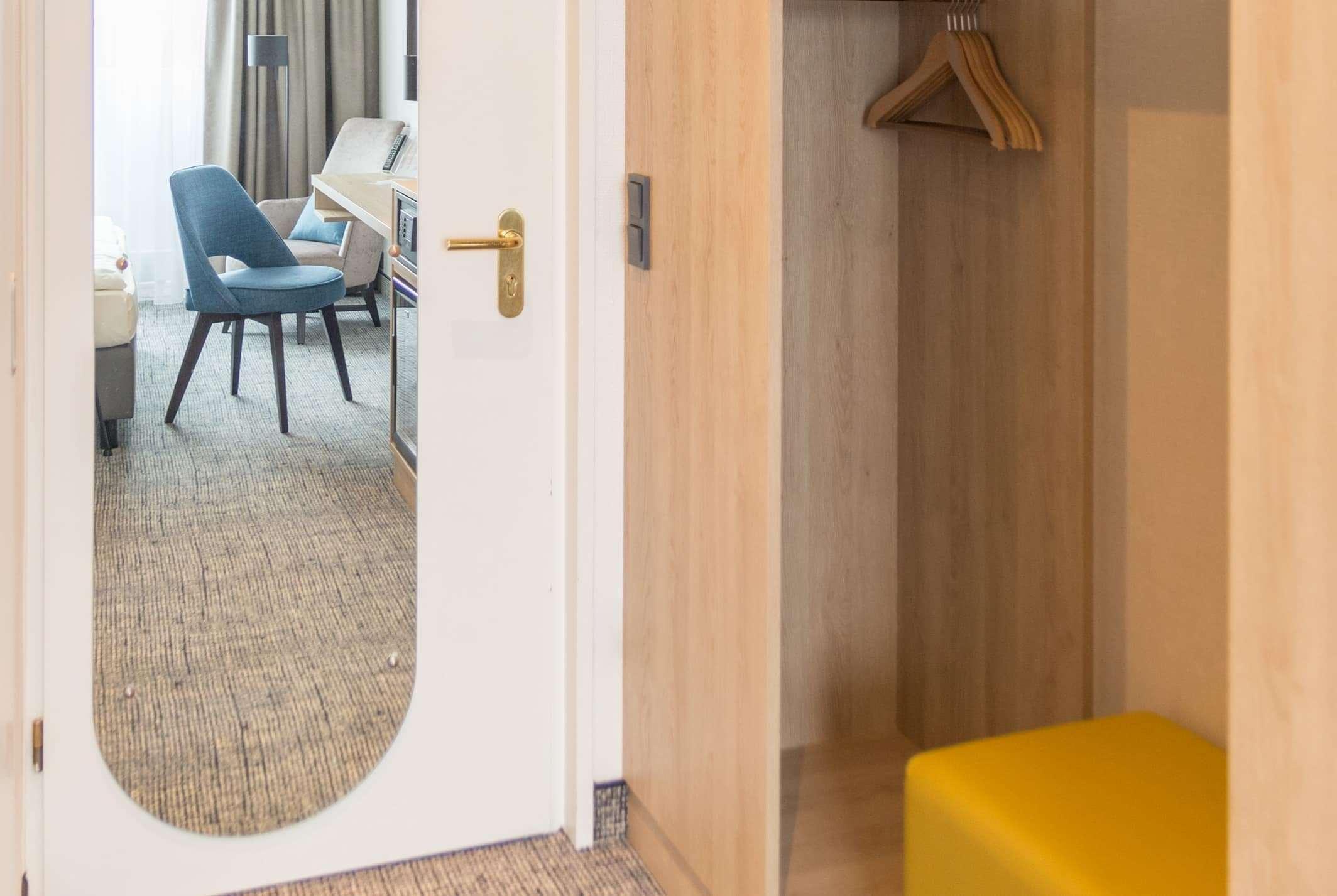 Ramada By Wyndham Flensburg City Экстерьер фото