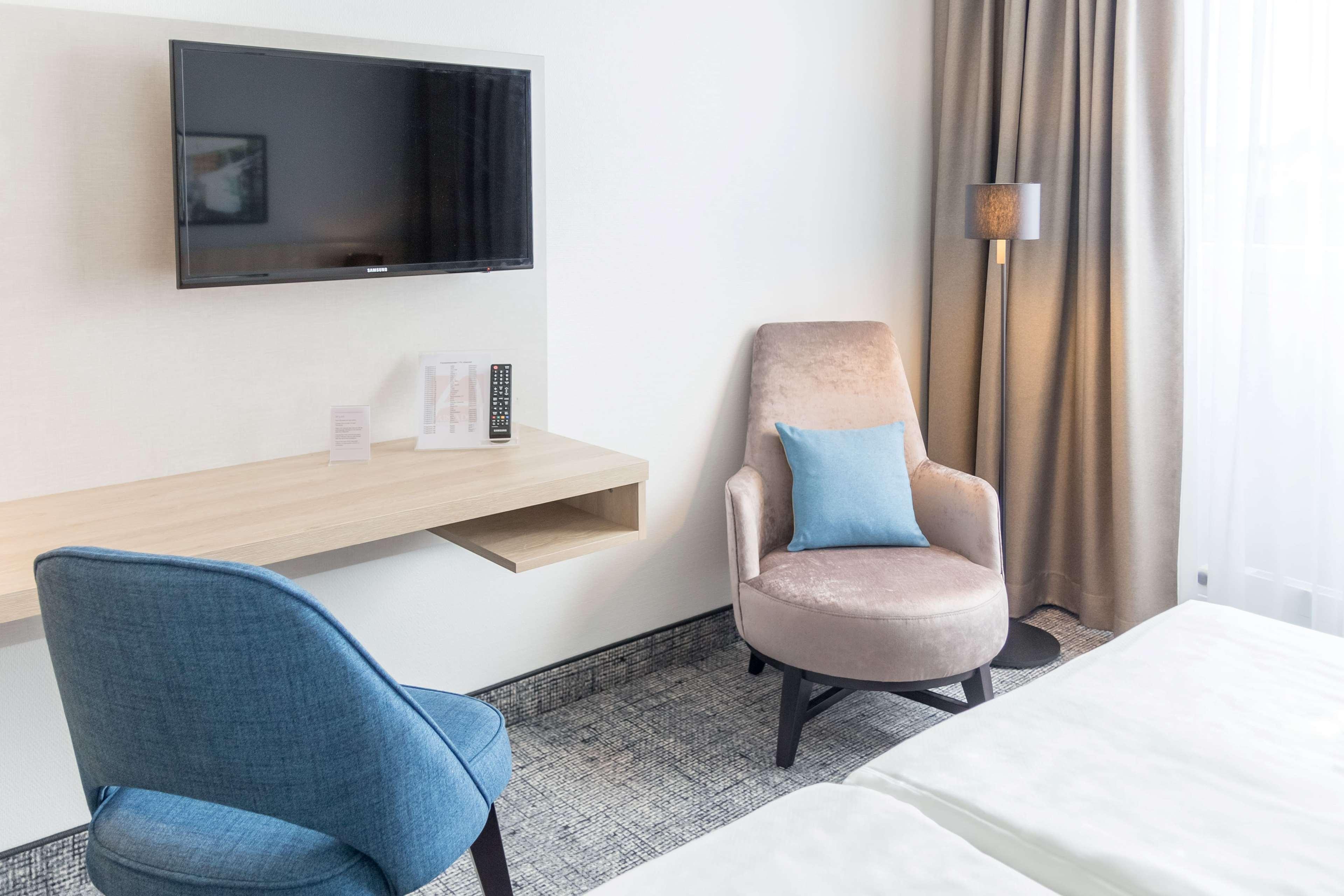 Ramada By Wyndham Flensburg City Экстерьер фото
