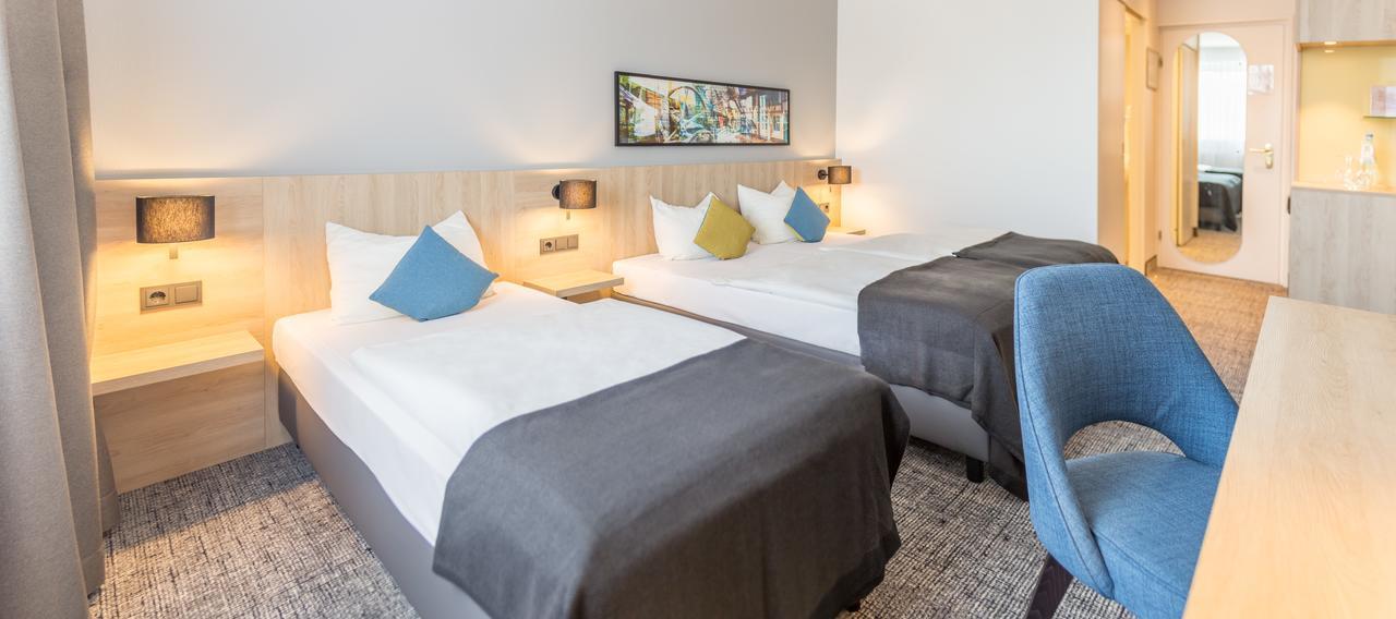 Ramada By Wyndham Flensburg City Экстерьер фото