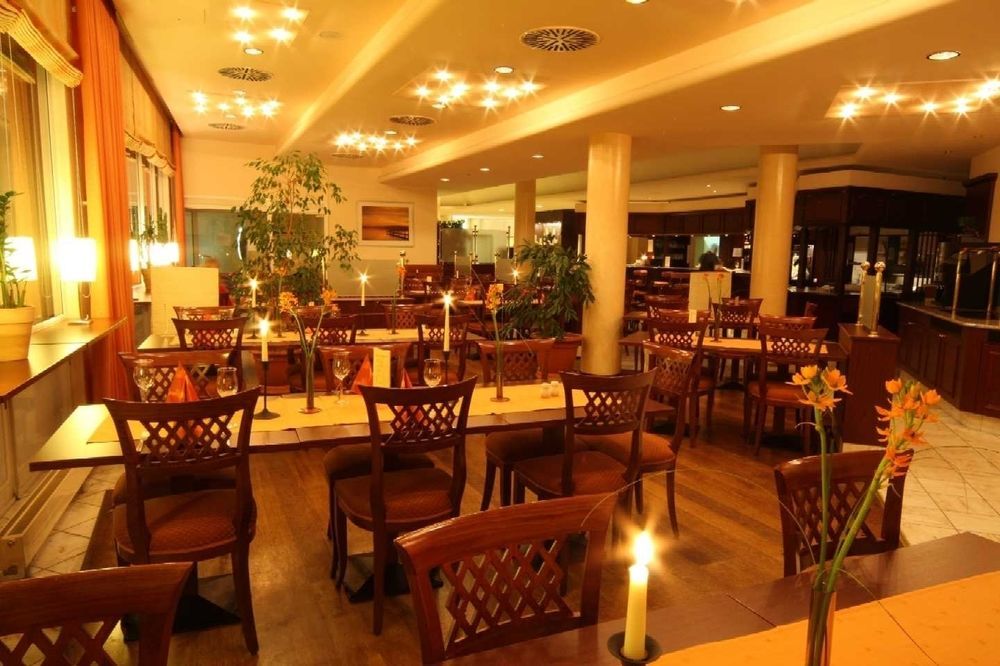 Ramada By Wyndham Flensburg City Экстерьер фото