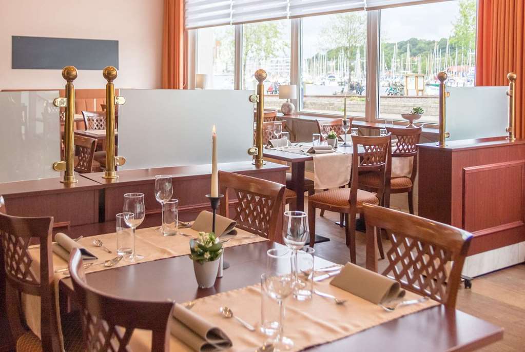 Ramada By Wyndham Flensburg City Ресторан фото