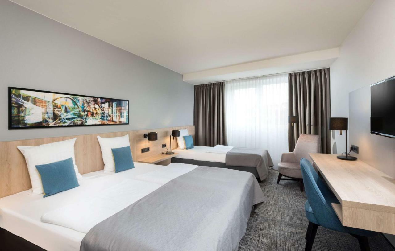 Ramada By Wyndham Flensburg City Экстерьер фото